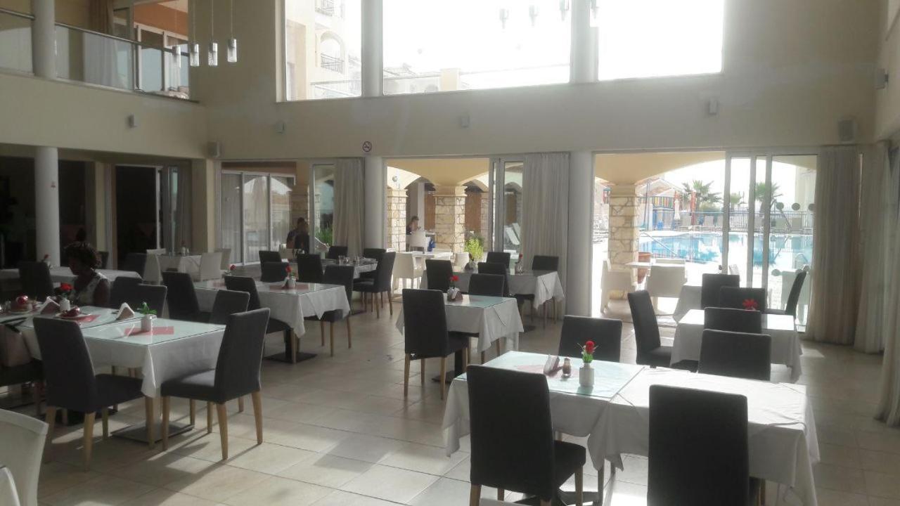 Cozy 2 Bedrooms Apartment In Complex With Swimming Pools And Beautiful View Paphos Exterior foto